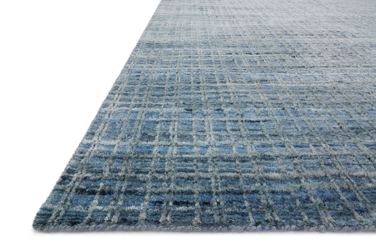 Loloi Rugs Urbana Collection Rug in Blue - 5'6" x 8'6"