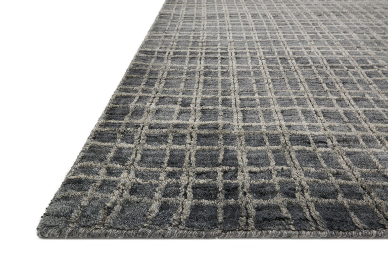 Loloi Rugs Urbana Collection Rug in Dk. Grey - 4'0" x 6'0"