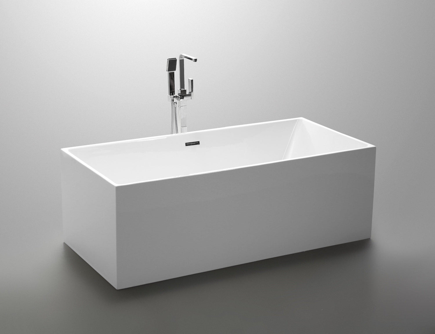 VA6813B-L 66.5" x 31.5" Freestanding Soaking Bathtub