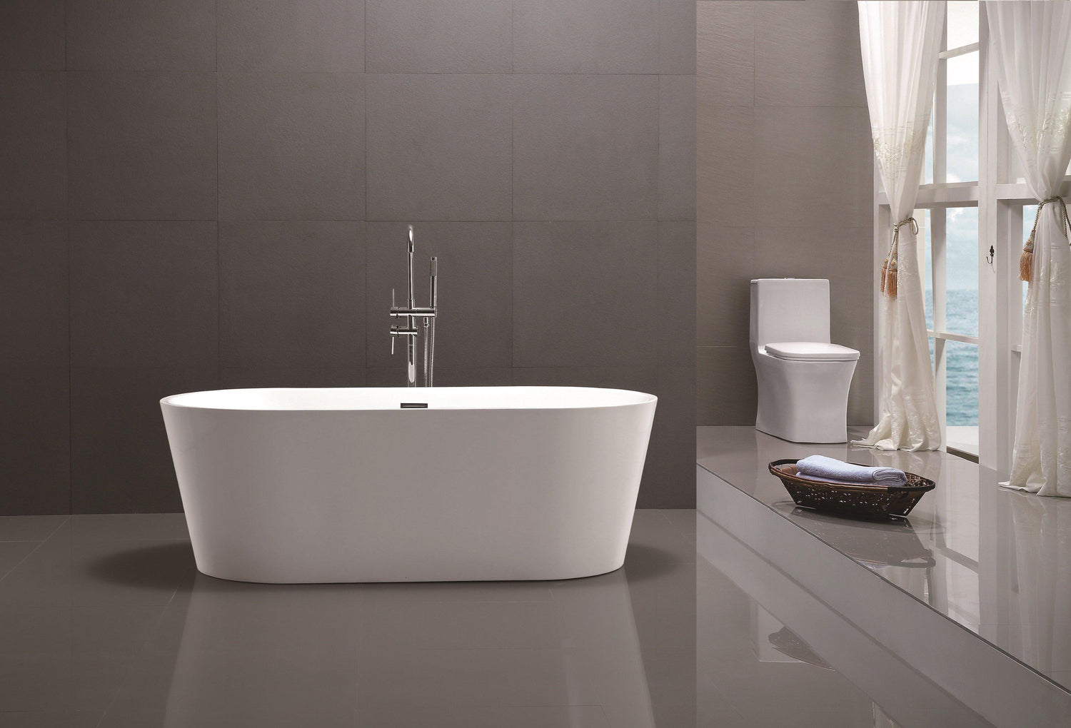 VA6815-L 67.5" x 32" Freestanding Soaking Bathtub