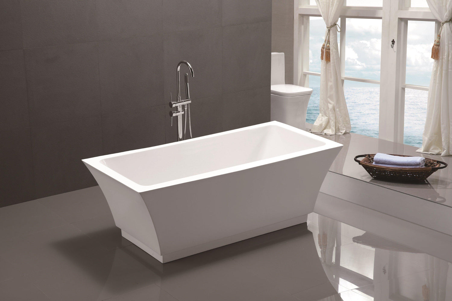 VA6817 59" x 29.5" Freestanding Soaking Bathtub