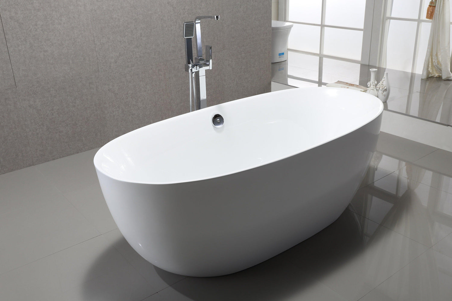 VA6833 67" x 31" Freestanding Soaking Bathtub