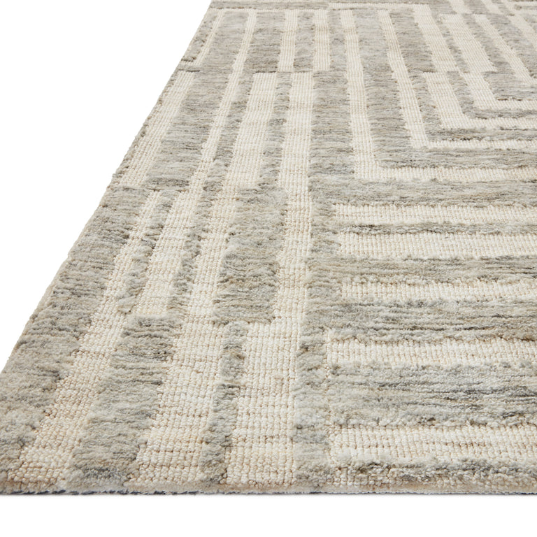 Loloi Rugs Yeshaia Collection Rug in Oatmeal, Silver - 9'3" x 13'