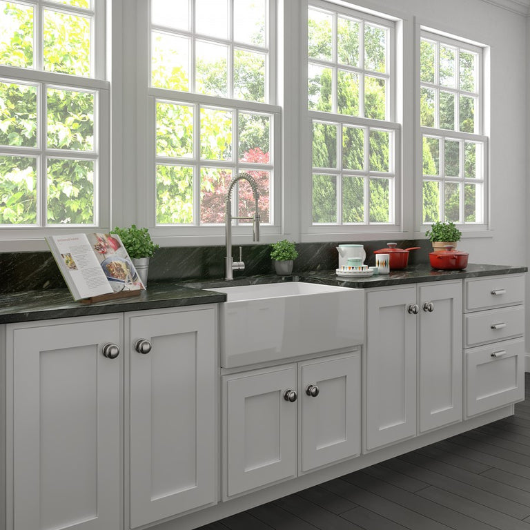 ZLINE 30 in. Turin Farmhouse Apron Front Reversible Single Bowl Fireclay Kitchen Sink with Bottom Grid in White Gloss, FRC5117-WH-30