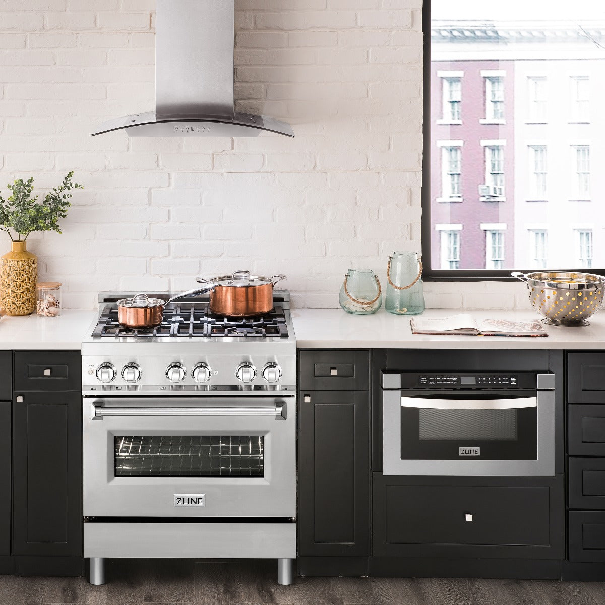 Zline ZLINE Kitchen and Bath 30 in. Professional Gas Burner, Electric Oven S